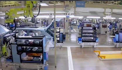 探秘嵐圖世界級(jí)4.0數(shù)字工廠 田亮李銳首開汽車品牌最大盲盒與企業(yè)軟件開發(fā)管理